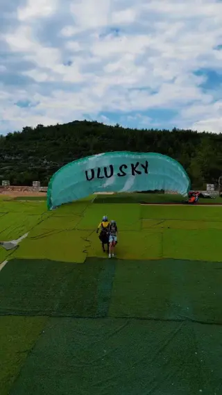 Are you ready for a unique adventure in the sky? Contact us now to experience an adventure full of adrenaline and excitement in Alanya!☎️ Call or WhatsApp: +90 (542) 413 07 08🌐 Online Reservation: openlivingplan.info————————Gökyüzünde eşsiz bir maceraya hazır mısın? Alanya’da heyecan ve adrenalin dolu bir macerayı yaşamak için şimdi bizimle iletişime geçin!————————Вы готовы к незабываемым приключениям в небе? Свяжитесь с нами, чтобы получить полный адреналин и азарт!————————هل أنت مستعد لمغامرة فريدة من نوعها في السماء؟ اتصل بنا الآن لتجربة مغامرة مليئة بالإثارة والأدرينالين في ألانيا!————————#paraglidingturkey #alanyaparagliding #yamaçparaşütü #cleopatrabeach #paraglidingschool #alanyayamaçparaşütü #ulusky #tandemparagliding #paraglidinglife #extremesports #alanya #paragliding #extreme #paraglidinglove #summerfly #goodtimes #Алания #КрепостьАлании #ПещераДим #tandem #Клеопатрапл яж